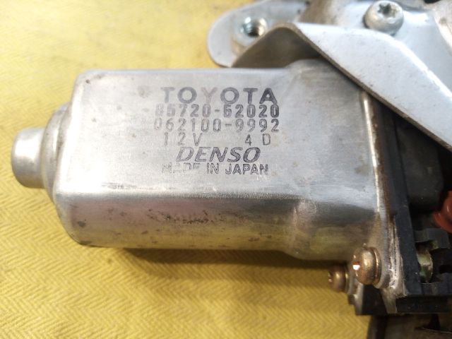 bontott TOYOTA YARIS Bal első Ablakemelő Szerkezet (Elektromos)