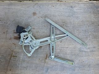 bontott TOYOTA YARIS Bal első Ablakemelő Szerkezet (Elektromos)