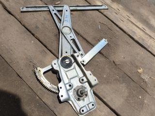 bontott TOYOTA YARIS Bal első Ablakemelő Szerkezet (Mechanikus)