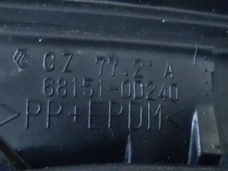 bontott TOYOTA YARIS Bal első Ablakvezető Gumi