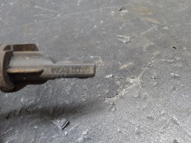 bontott TOYOTA YARIS Bal első ABS Jeladó