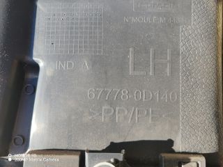 bontott TOYOTA YARIS Bal első Ajtó Kárpit