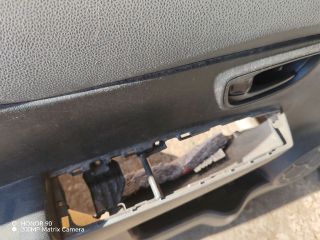 bontott TOYOTA YARIS Bal első Ajtó Kárpit