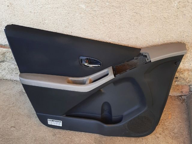 bontott TOYOTA YARIS Bal első Ajtó Kárpit