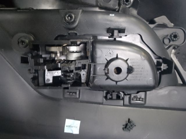 bontott TOYOTA YARIS Bal első Ajtó Kárpit