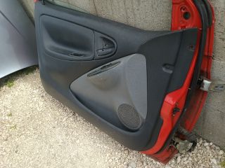 bontott TOYOTA YARIS Bal első Ajtó (Részeivel)