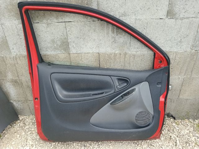 bontott TOYOTA YARIS Bal első Ajtó (Részeivel)