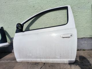 bontott TOYOTA YARIS Bal első Ajtó (Üres lemez)