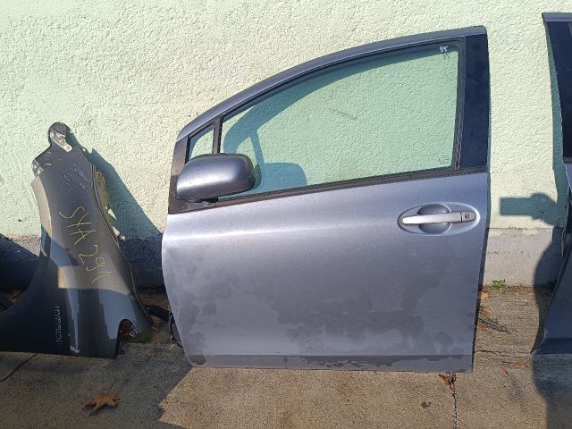 bontott TOYOTA YARIS Bal első Ajtó (Üres lemez)