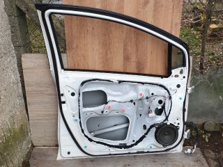 bontott TOYOTA YARIS Bal első Ajtó (Üres lemez)