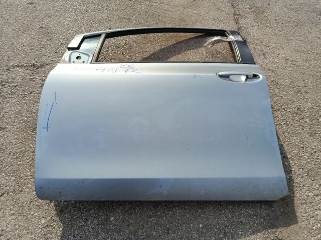 bontott TOYOTA YARIS Bal első Ajtó (Üres lemez)