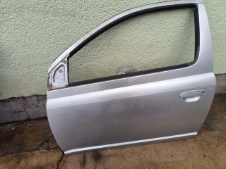 bontott TOYOTA YARIS Bal első Ajtó (Üres lemez)