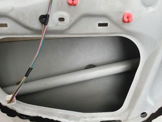 bontott TOYOTA YARIS Bal első Ajtó (Üres lemez)