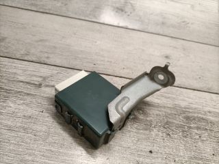 bontott TOYOTA YARIS Bal első Ajtó Vezérlőegység