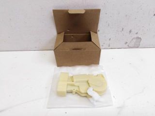 bontott TOYOTA YARIS Bal első Ajtózár Motor