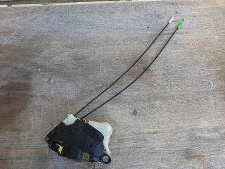 bontott TOYOTA YARIS Bal első Ajtózár