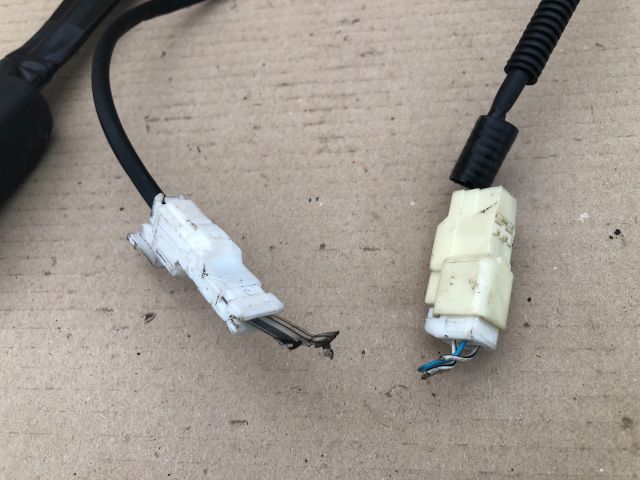 bontott TOYOTA YARIS Bal első Biztonsági Öv Csat