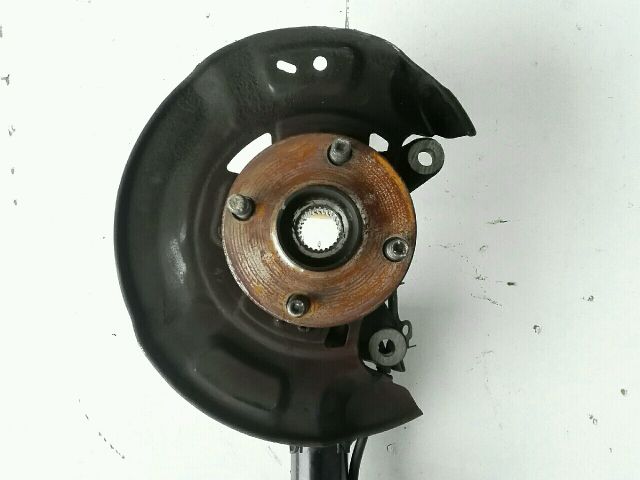 bontott TOYOTA YARIS Bal első Csonkállvány Kerékaggyal