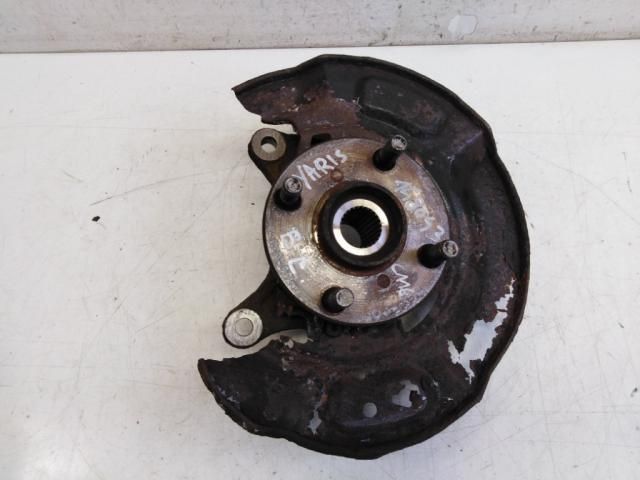 bontott TOYOTA YARIS Bal első Csonkállvány Kerékaggyal