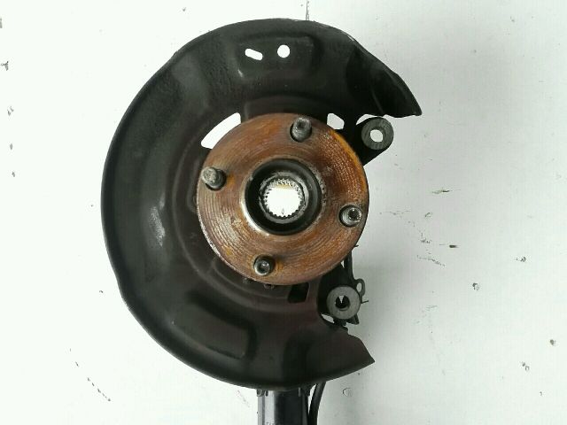 bontott TOYOTA YARIS Bal első Csonkállvány Kerékaggyal