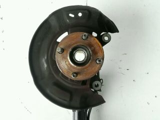 bontott TOYOTA YARIS Bal első Csonkállvány Kerékaggyal