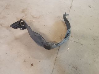 bontott TOYOTA YARIS Bal első Első Dobbetét (Kerékjárati, Műanyag)