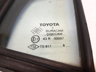 bontott TOYOTA YARIS Bal első Fixüveg (Ajtóban)