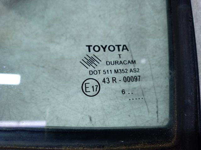 bontott TOYOTA YARIS Bal első Fixüveg (Ajtóban)