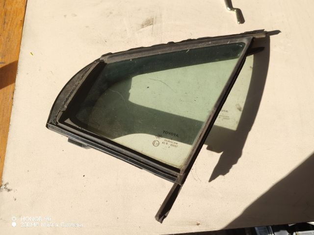 bontott TOYOTA YARIS Bal első Fixüveg (Ajtóban)