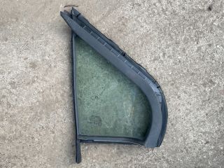 bontott TOYOTA YARIS Bal első Fixüveg (Ajtóban)