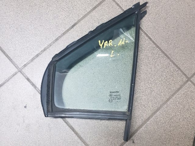 bontott TOYOTA YARIS Bal első Fixüveg (Ajtóban)