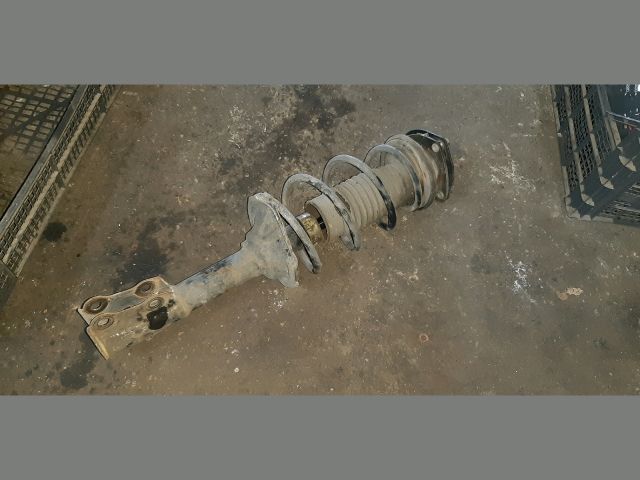 bontott TOYOTA YARIS Bal első Gólyaláb (Lengécsillapító, Rugó)