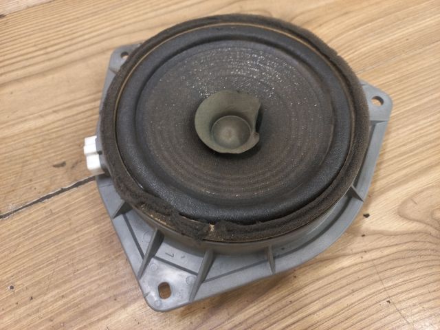 bontott TOYOTA YARIS Bal első Hangszóró