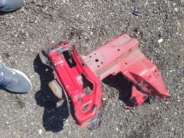 bontott TOYOTA YARIS Bal első Hossznyúlvány