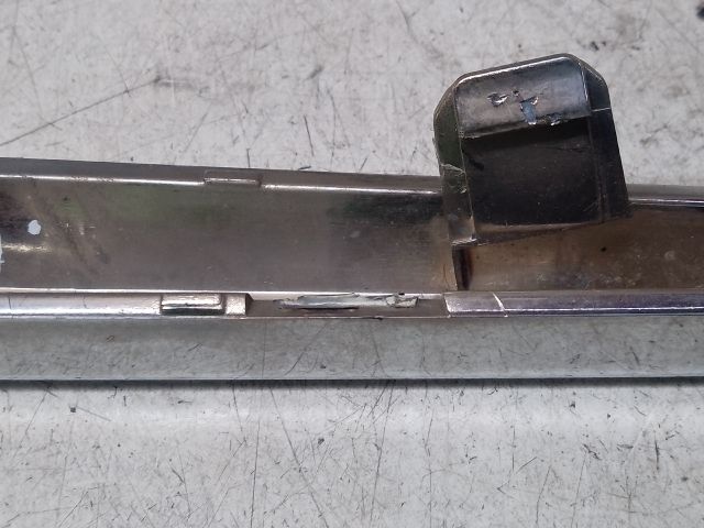 bontott TOYOTA YARIS Bal első Lökhárító Díszléc