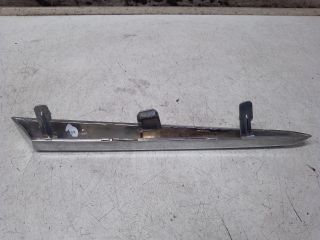 bontott TOYOTA YARIS Bal első Lökhárító Díszléc