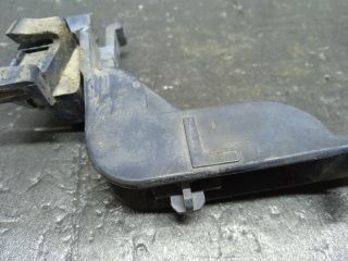 bontott TOYOTA YARIS Bal első Lökhárító Tartó (Műanyag)