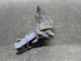 bontott TOYOTA YARIS Bal első Lökhárító Tartó (Műanyag)