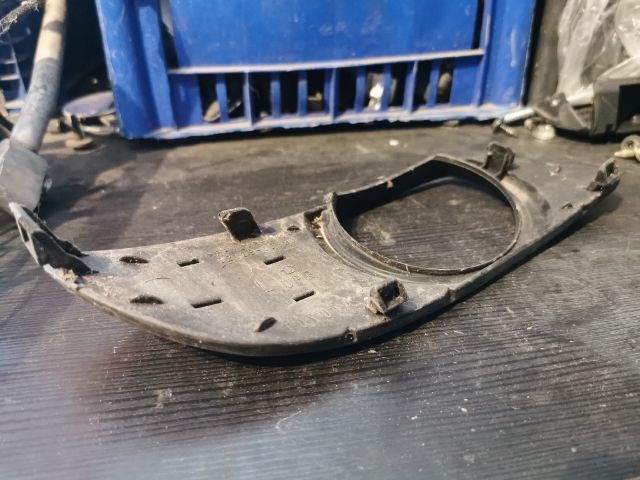 bontott TOYOTA YARIS Bal első Lökhárító Vakborítás