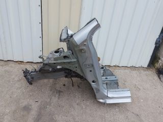 bontott TOYOTA YARIS Bal első Negyed Karosszéria Csomag