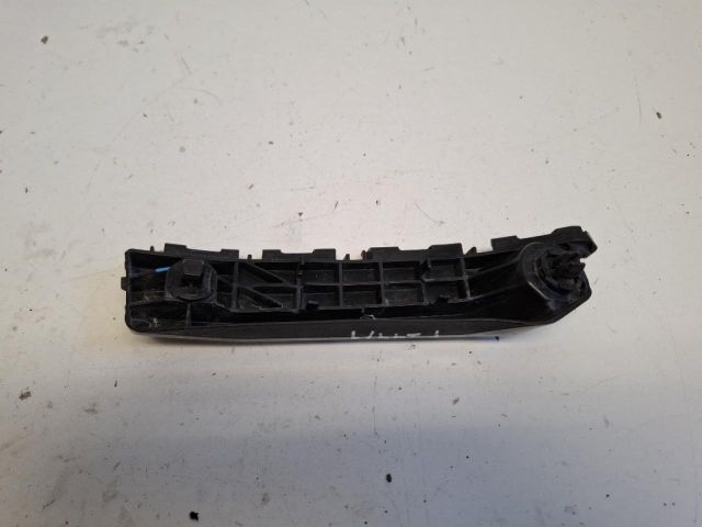 bontott TOYOTA YARIS Bal első Oldal Lökhárító Tartó (Műanyag)