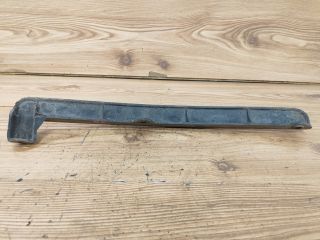 bontott TOYOTA YARIS Bal első Oldal Lökhárító Tartó (Műanyag)