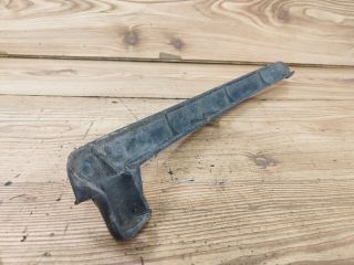 bontott TOYOTA YARIS Bal első Oldal Lökhárító Tartó (Műanyag)