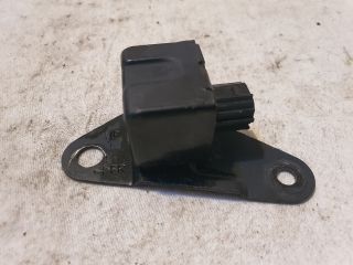 bontott TOYOTA YARIS Bal első Oldal Ütközés Érzékelő