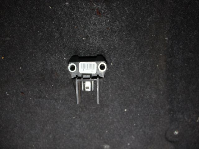 bontott TOYOTA YARIS Bal első Oldal Ütközés Érzékelő