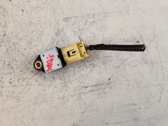 bontott TOYOTA YARIS Bal első Oldal Ütközés Érzékelő