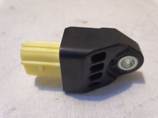 bontott TOYOTA YARIS Bal első Oldal Ütközés Érzékelő