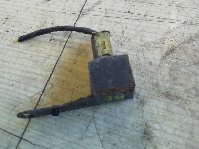 bontott TOYOTA YARIS Bal első Oldal Ütközés Érzékelő