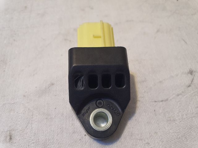 bontott TOYOTA YARIS Bal első Oldal Ütközés Érzékelő