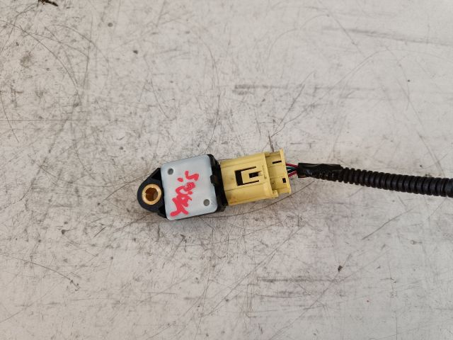 bontott TOYOTA YARIS Bal első Oldal Ütközés Érzékelő